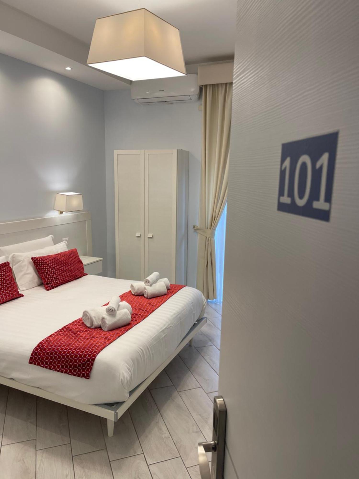 Maison Claudette Toledo Napoli Eksteriør bilde