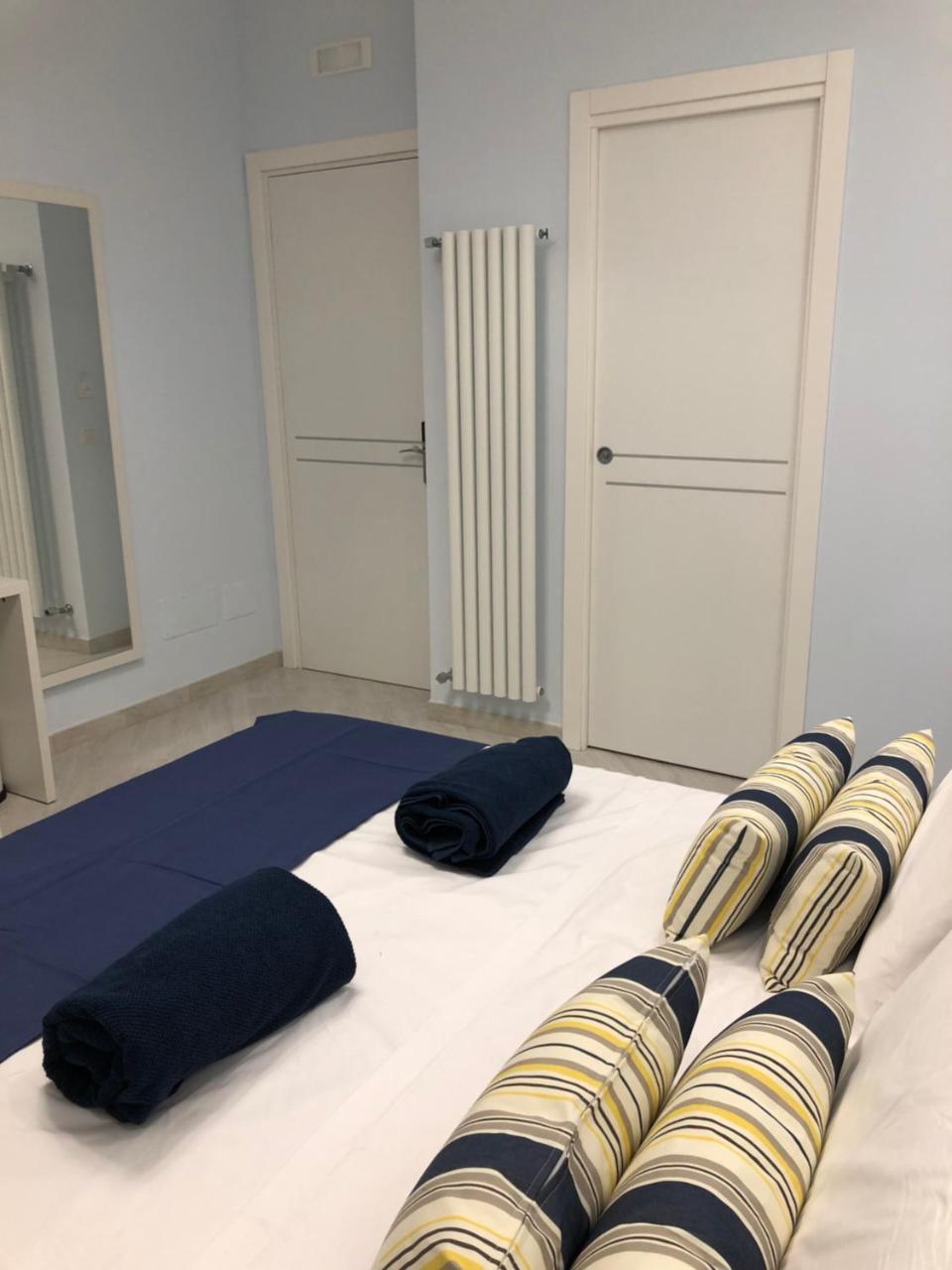Maison Claudette Toledo Napoli Eksteriør bilde