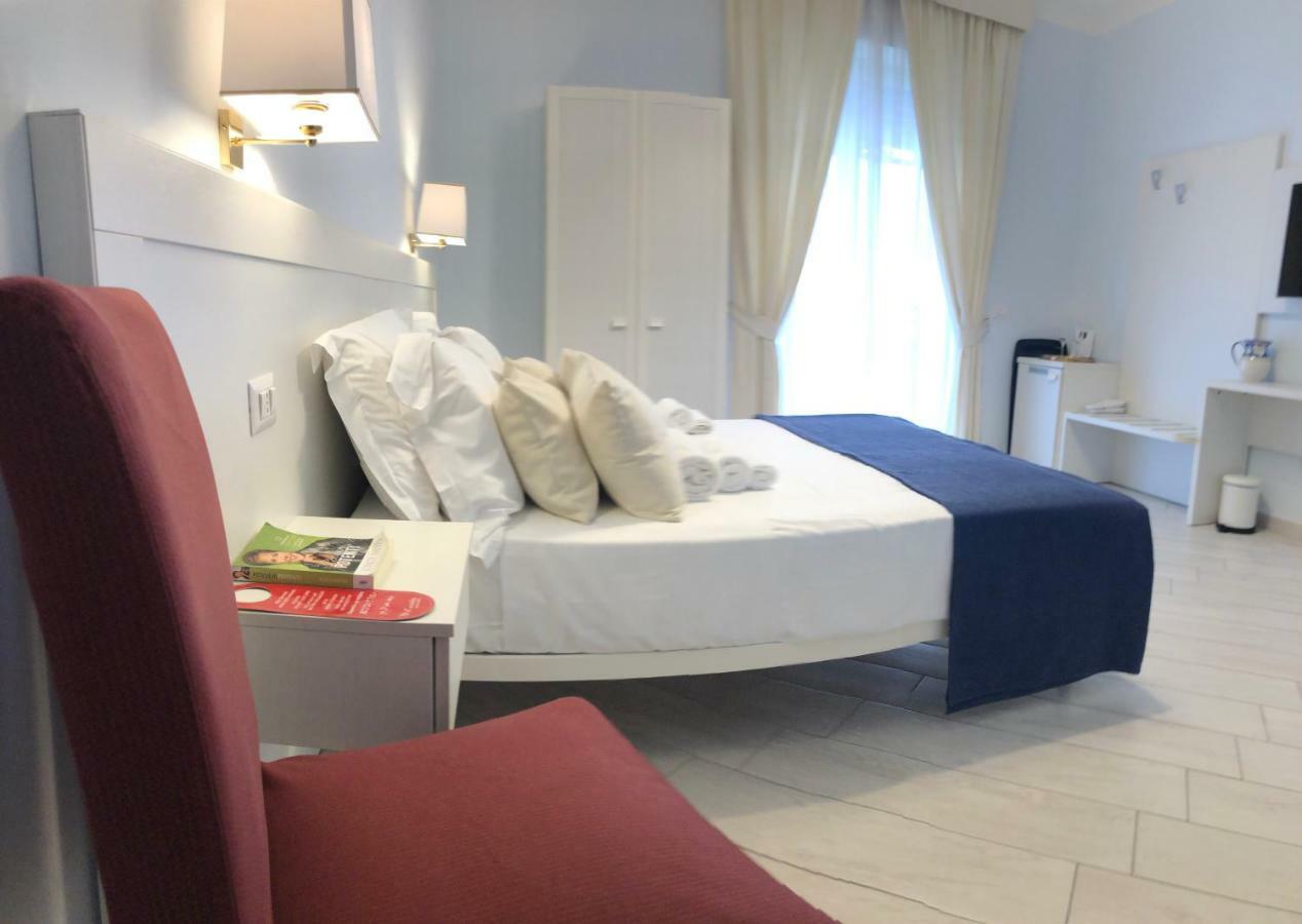 Maison Claudette Toledo Napoli Eksteriør bilde