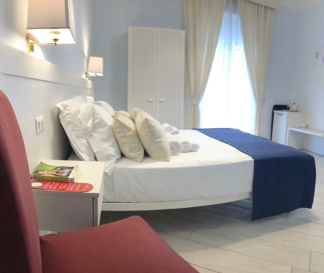 Maison Claudette Toledo Napoli Eksteriør bilde